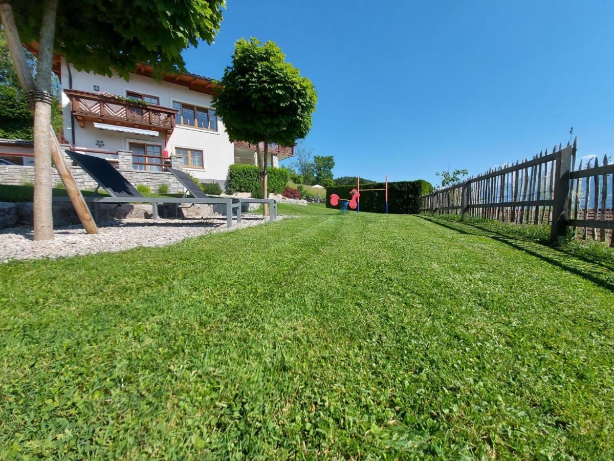 Landhaus Armstorfer Puch bei Hallein Exterior foto